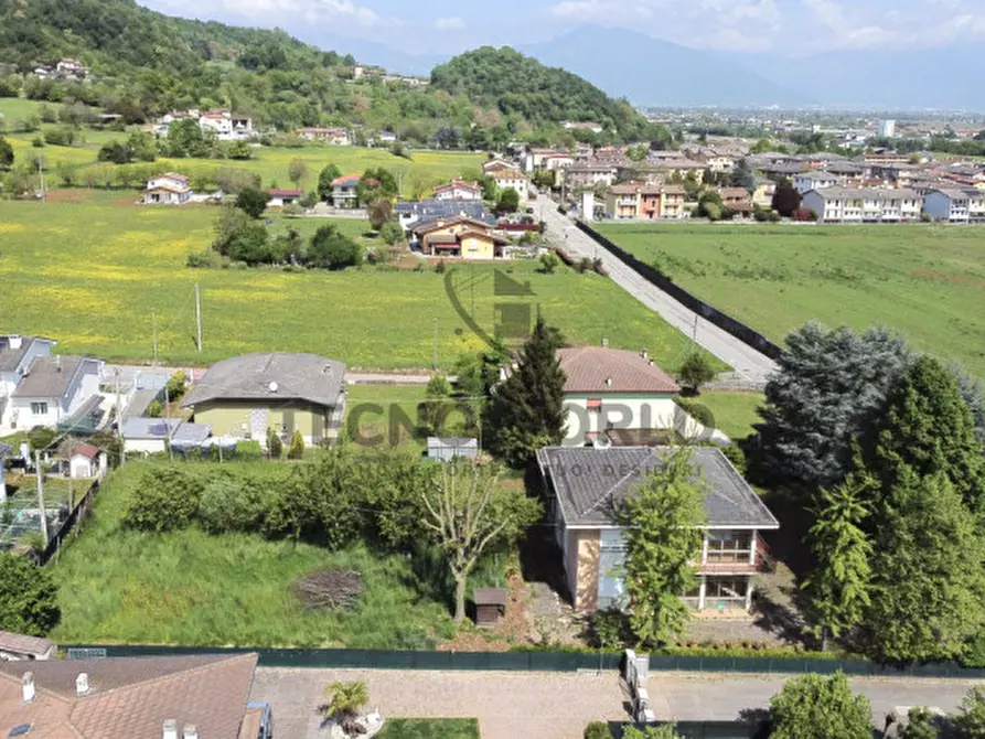 Immagine 2 di Casa indipendente in vendita  in Via Gueri da Santomio a Malo