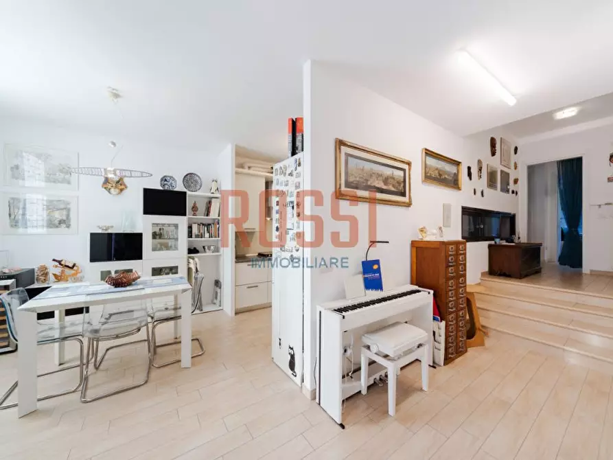 Immagine 2 di Appartamento in vendita  in VIA DEI CAPPUCCINI a Monza