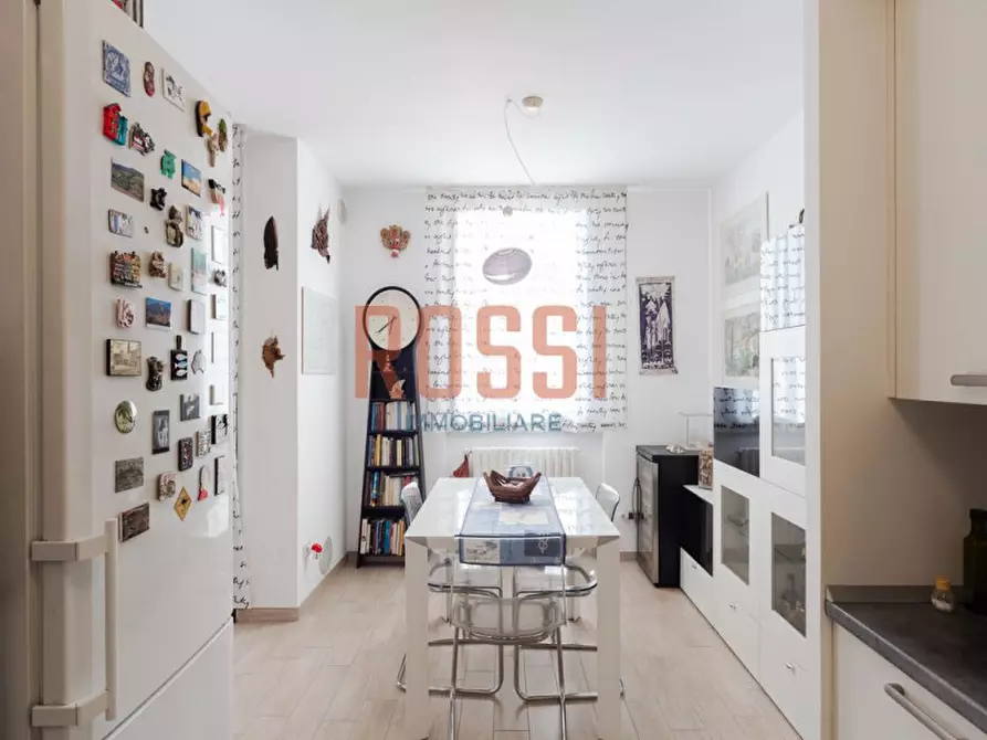 Immagine 9 di Appartamento in vendita  in VIA DEI CAPPUCCINI a Monza