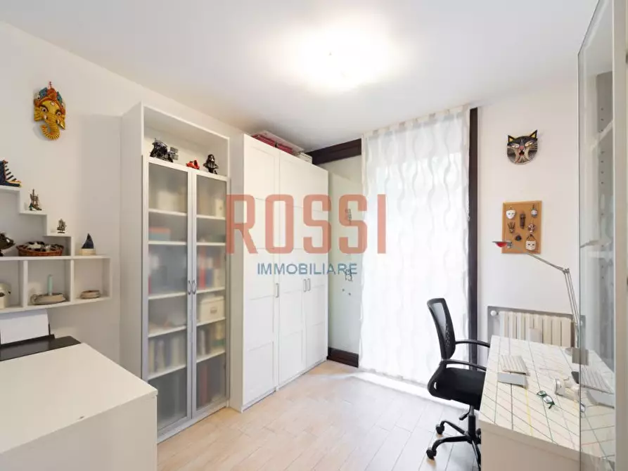 Immagine 12 di Appartamento in vendita  in VIA DEI CAPPUCCINI a Monza