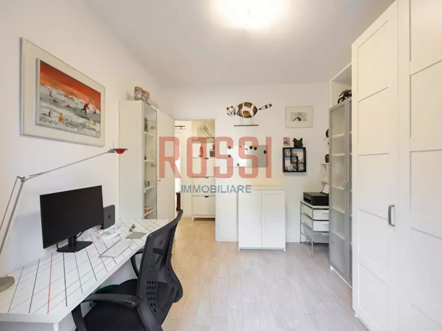 Immagine 13 di Appartamento in vendita  in VIA DEI CAPPUCCINI a Monza