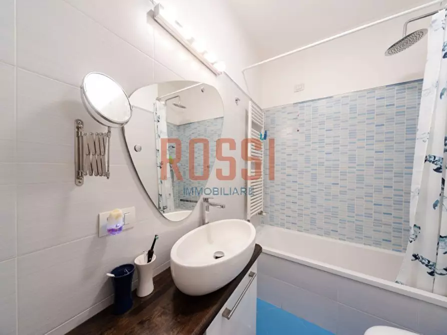 Immagine 18 di Appartamento in vendita  in VIA DEI CAPPUCCINI a Monza