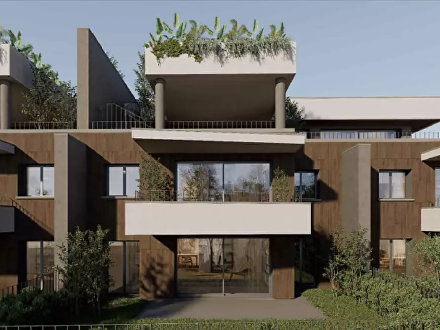 Immagine 1 di Appartamento in vendita  in Via Dugazze a Desenzano Del Garda