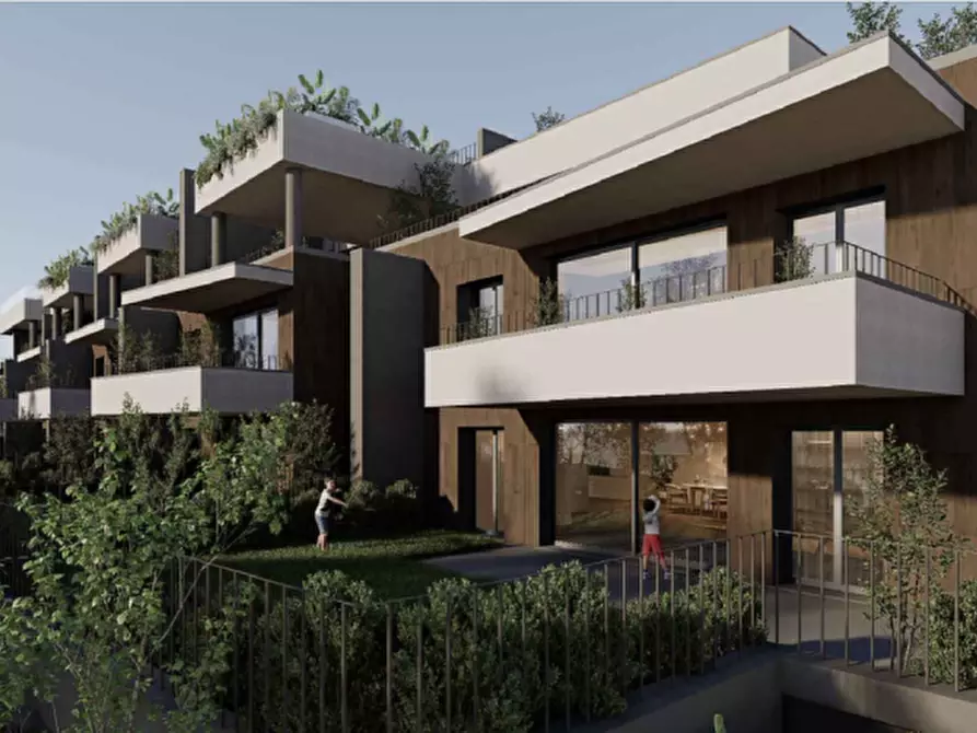 Immagine 4 di Appartamento in vendita  in Via Dugazze a Desenzano Del Garda
