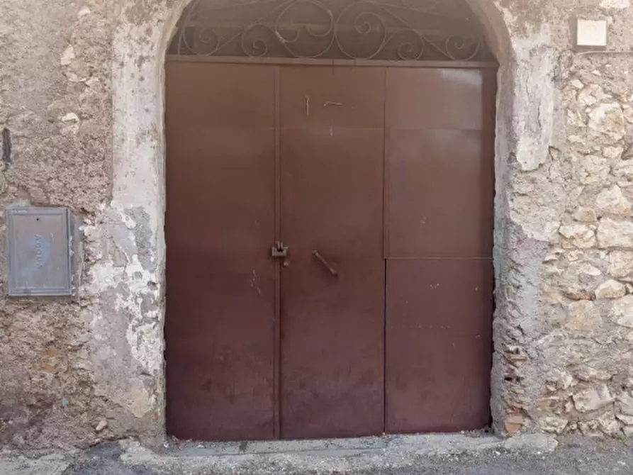 Immagine 1 di Cantina in vendita  in Via Tito Tazio a Moricone