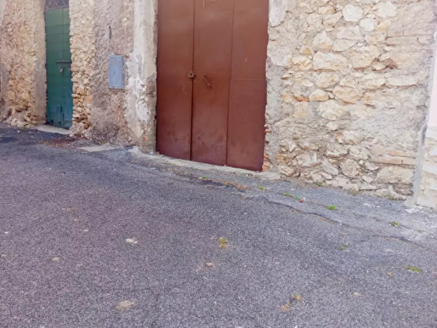 Immagine 2 di Cantina in vendita  in Via Tito Tazio a Moricone