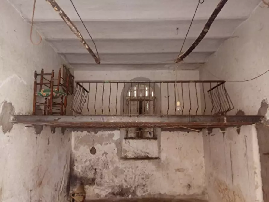 Immagine 5 di Cantina in vendita  in Via Tito Tazio a Moricone
