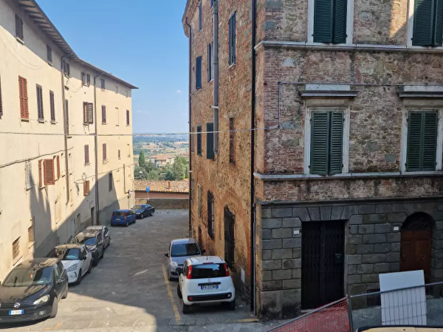 Immagine 8 di Casa indipendente in vendita  a Sinalunga