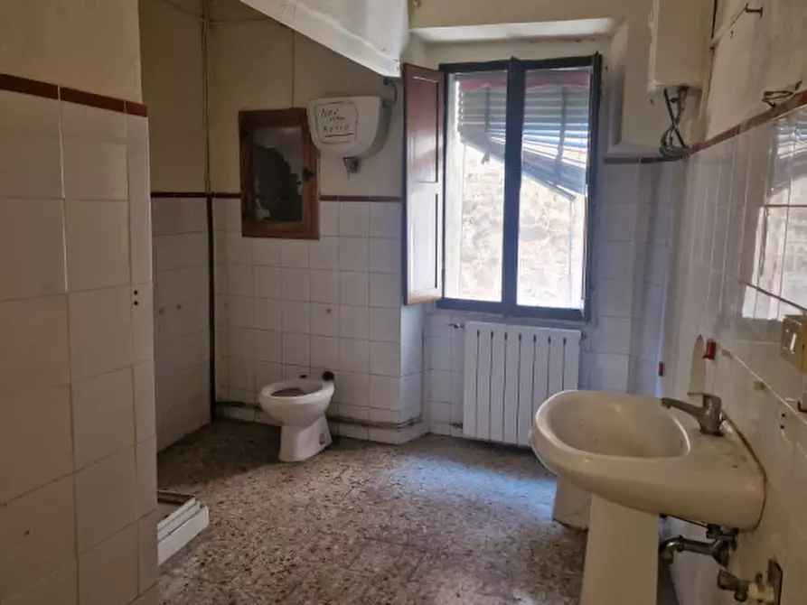 Immagine 11 di Casa indipendente in vendita  a Sinalunga