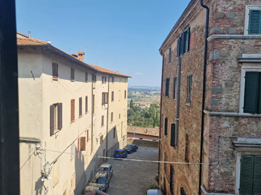 Immagine 26 di Casa indipendente in vendita  a Sinalunga