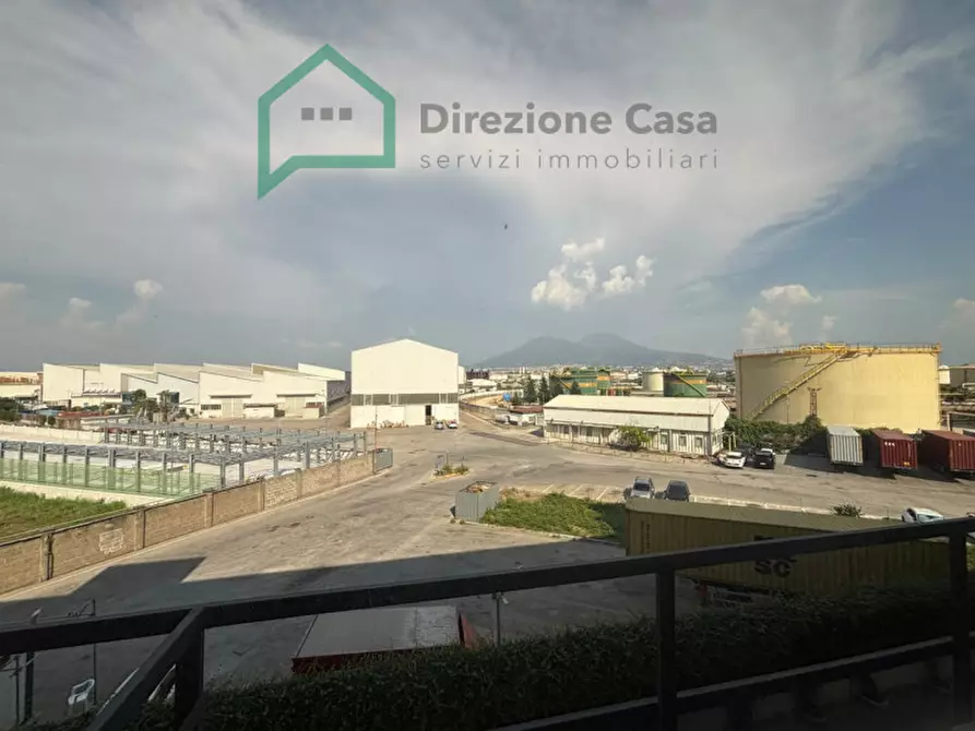 Immagine 1 di Ufficio in affitto  in Via Ferrante Imparato a Napoli
