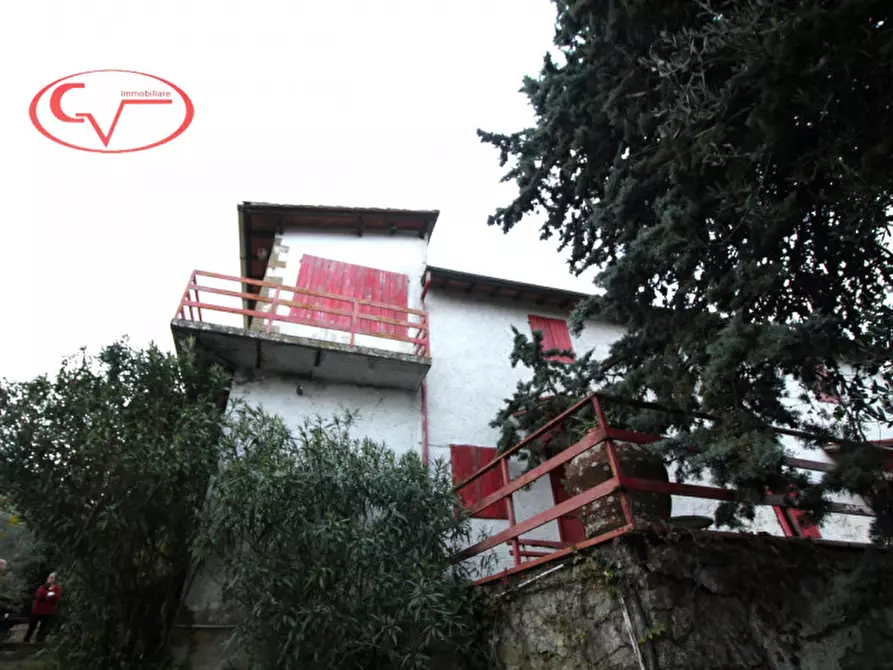 Immagine 1 di Casa bifamiliare in vendita  in Strada provinciale Brollo-Poggio alla Croce a Figline E Incisa Valdarno