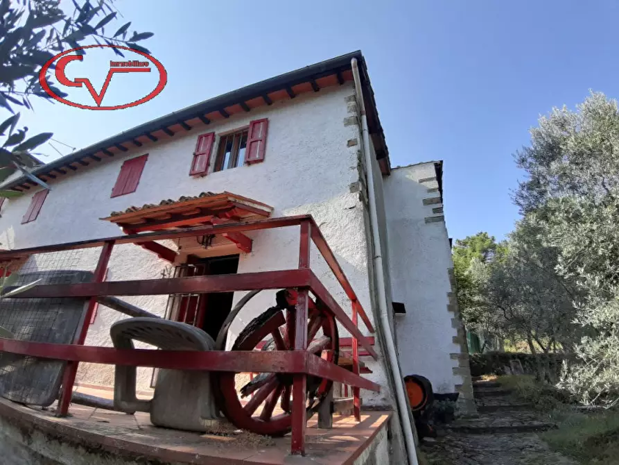 Immagine 2 di Casa bifamiliare in vendita  in Strada provinciale Brollo-Poggio alla Croce a Figline E Incisa Valdarno