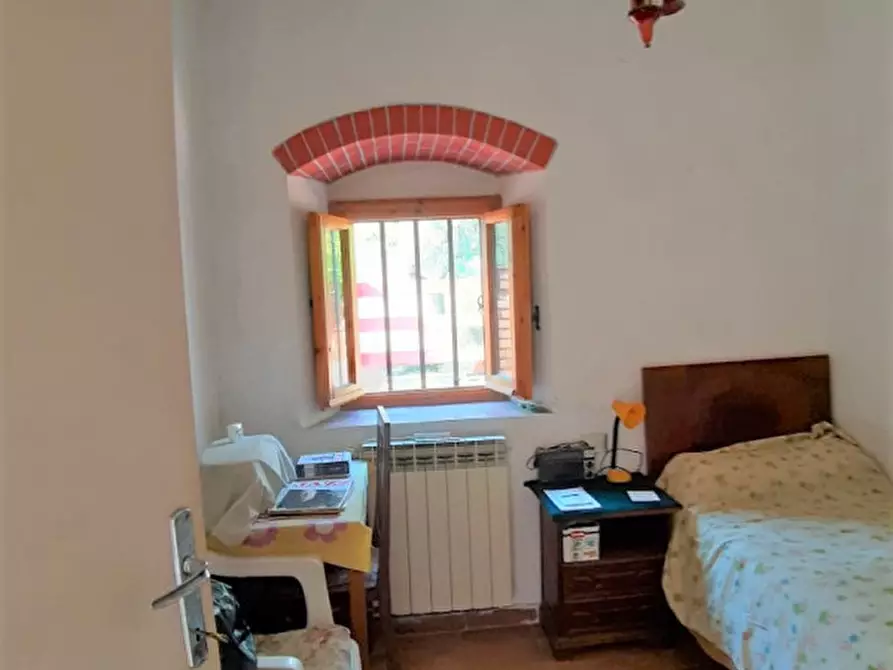Immagine 14 di Casa bifamiliare in vendita  in Strada provinciale Brollo-Poggio alla Croce a Figline E Incisa Valdarno