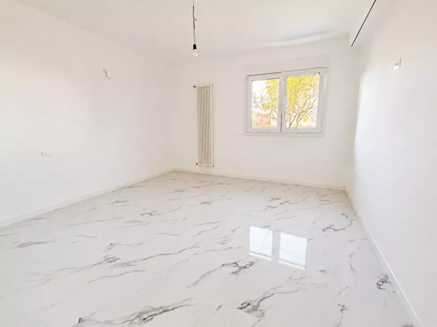 Immagine 8 di Appartamento in vendita  in Via Cividale a Torri Di Quartesolo