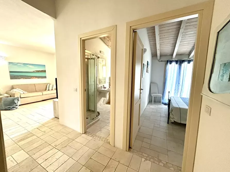 Immagine 14 di Appartamento in vendita  a Arzachena