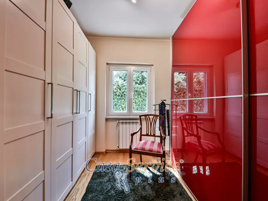 Immagine 38 di Villa in vendita  in Viale Primo Maggio a Marino