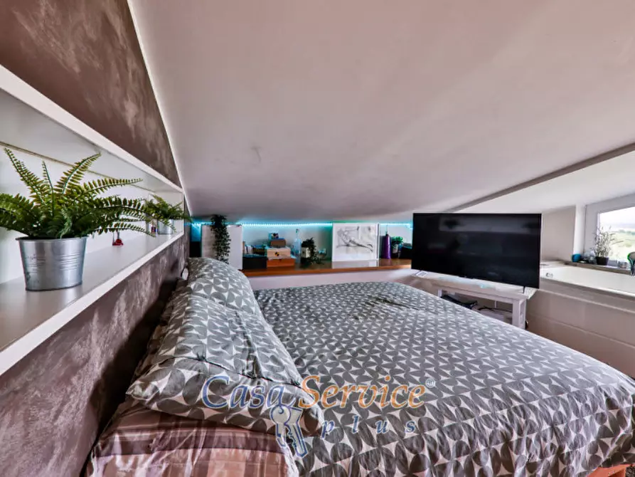 Immagine 46 di Villa in vendita  in Viale Primo Maggio a Marino