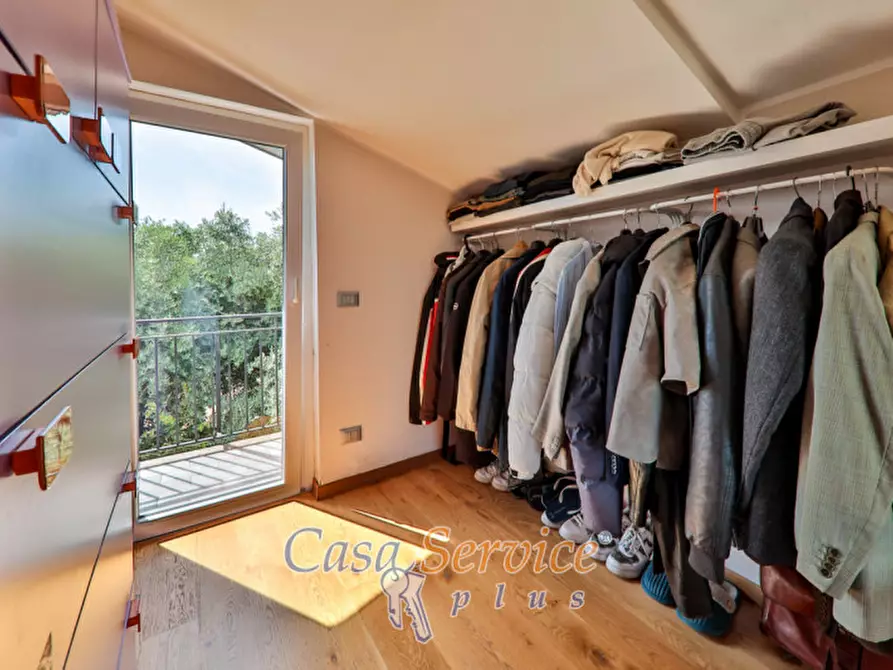 Immagine 47 di Villa in vendita  in Viale Primo Maggio a Marino