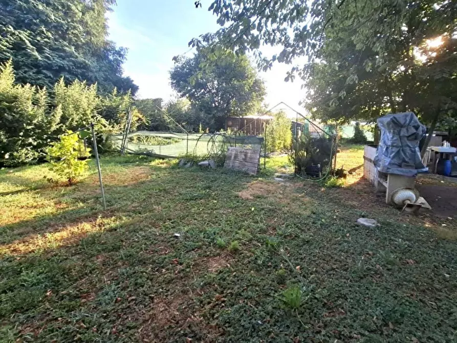Immagine 2 di Terreno in vendita  in Via Privata delle Orchidee, 20866 Carnate MB, Italia a Carnate