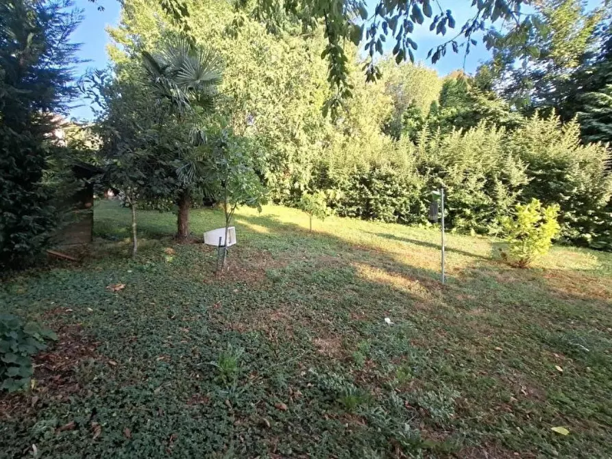 Immagine 4 di Terreno in vendita  in Via Privata delle Orchidee, 20866 Carnate MB, Italia a Carnate