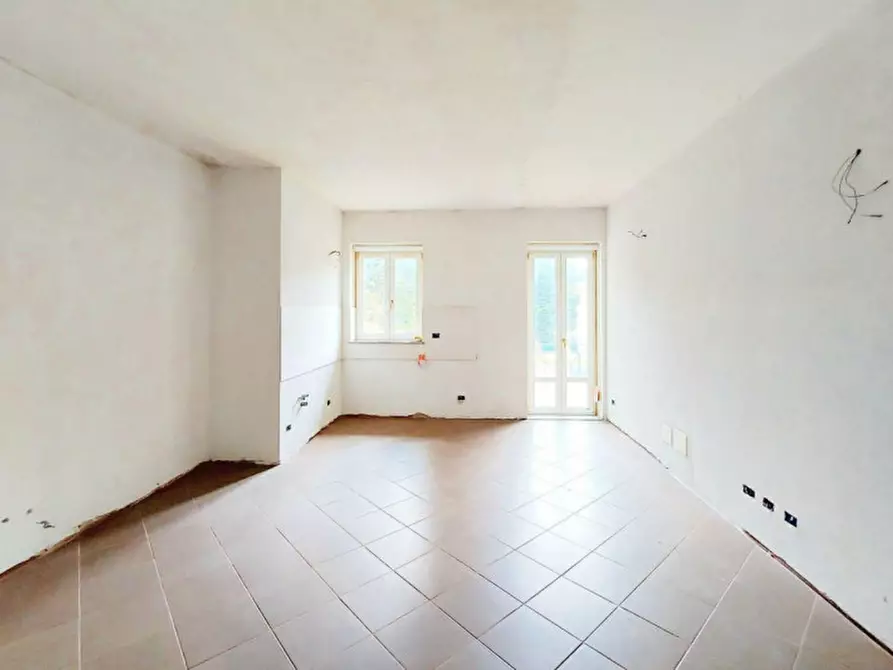 Immagine 14 di Palazzo in vendita  in Via Cinque Martiri, N. 12-14 a Calizzano
