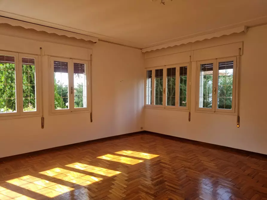 Immagine 6 di Casa bifamiliare in vendita  in Via L. Ariosto a Este