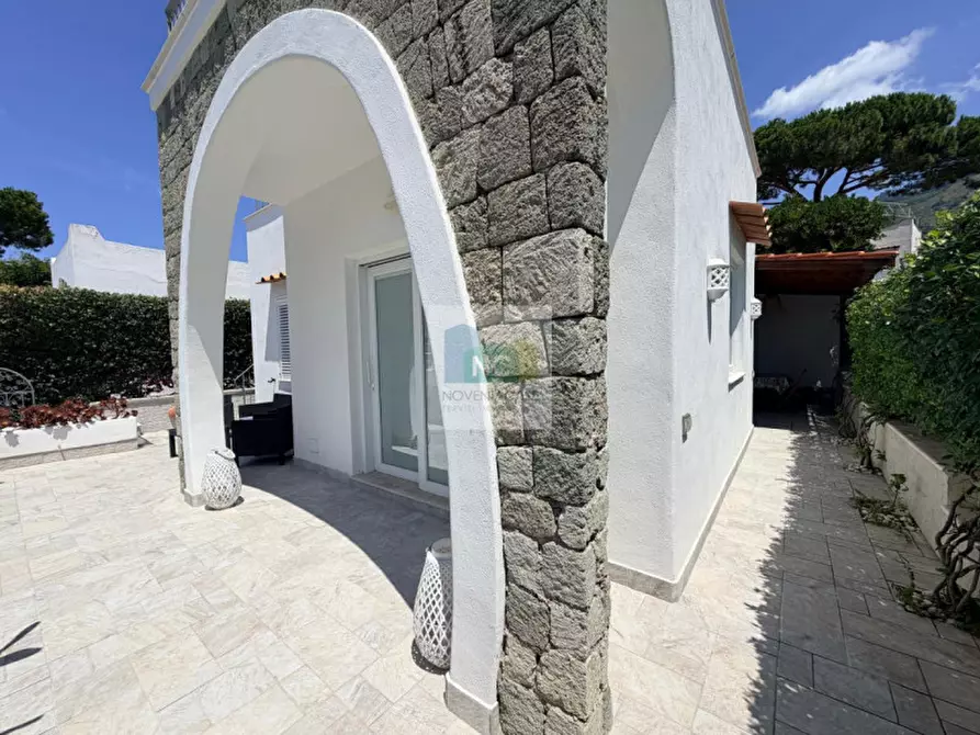 Immagine 24 di Villa in vendita  in Via Giovanni Mazzella a Forio