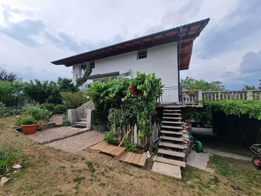Immagine 2 di Villa in vendita  a Amblar-Don