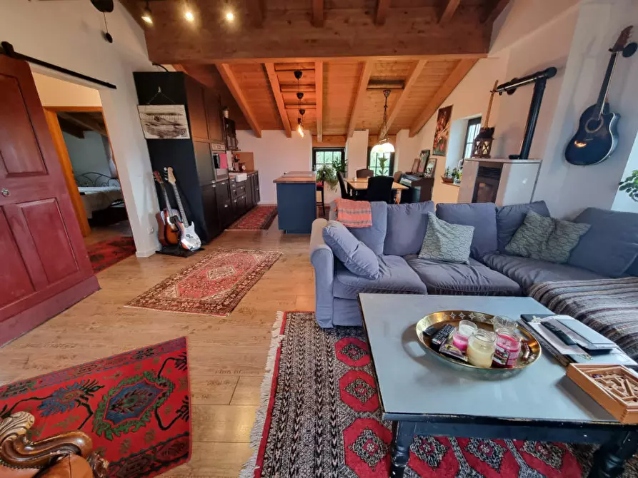 Immagine 8 di Villa in vendita  a Amblar-Don