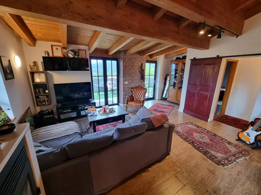 Immagine 11 di Villa in vendita  a Amblar-Don