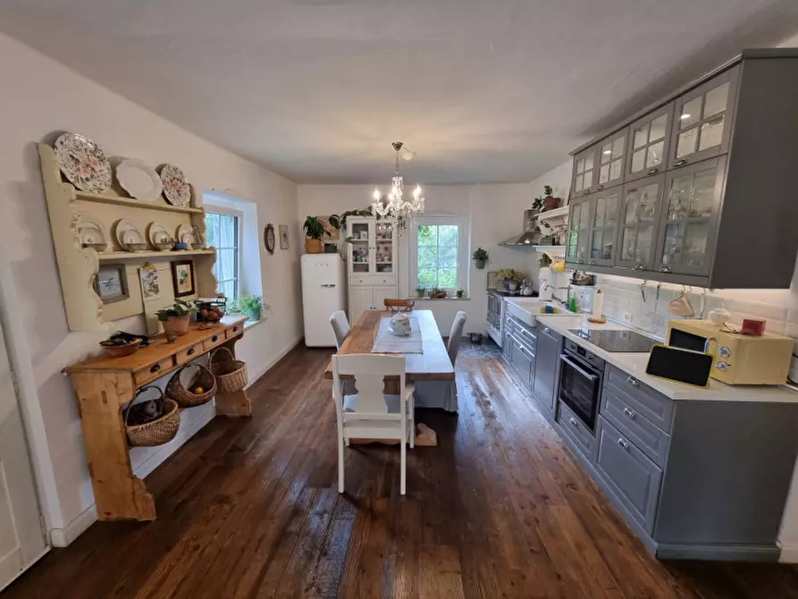 Immagine 18 di Villa in vendita  a Amblar-Don