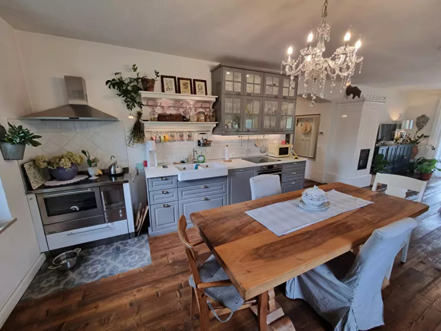 Immagine 19 di Villa in vendita  a Amblar-Don