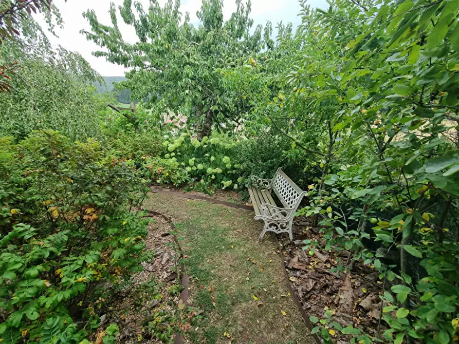 Immagine 34 di Villa in vendita  a Amblar-Don