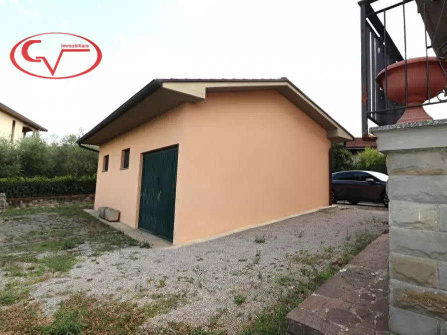 Immagine 5 di Villetta a schiera in vendita  in Via di Borgazzano a Cavriglia