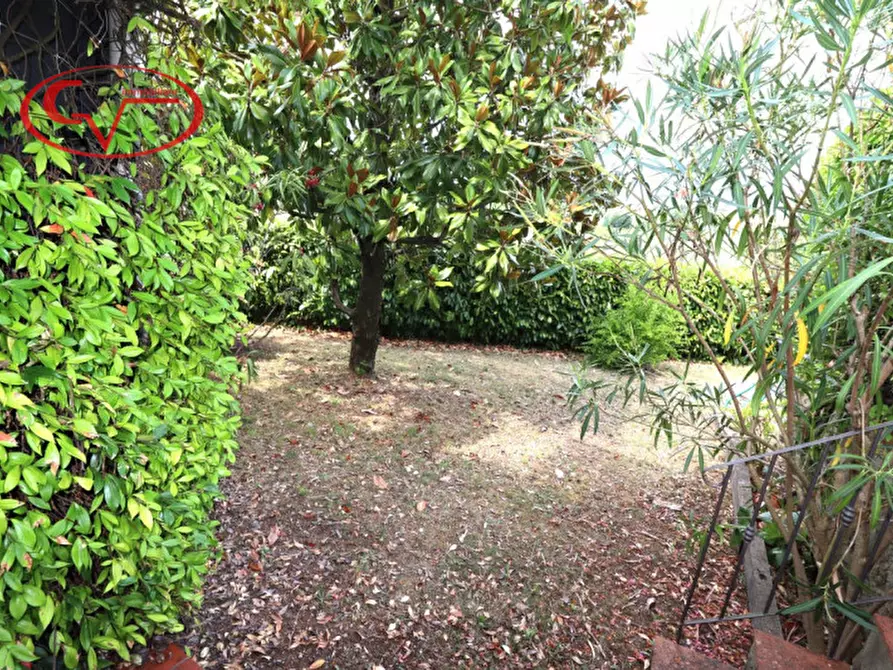 Immagine 8 di Villetta a schiera in vendita  in Via di Borgazzano a Cavriglia
