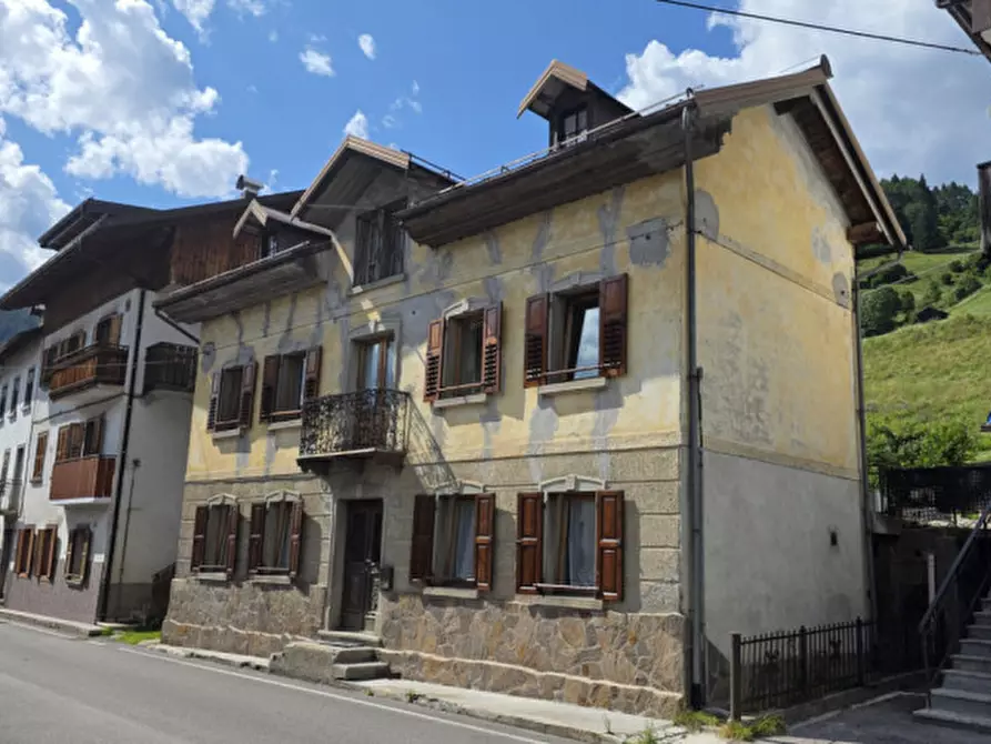 Immagine 1 di Casa indipendente in vendita  in Via Nazionale 93 a Santo Stefano Di Cadore