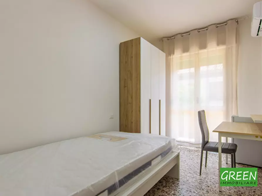 Immagine 1 di Camera in affitto  a Padova