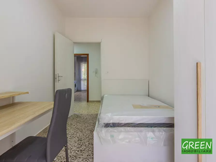 Immagine 2 di Camera in affitto  a Padova