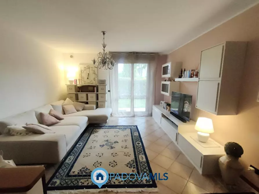 Immagine 1 di Appartamento in vendita  in via San Leopoldo a Noventa Padovana
