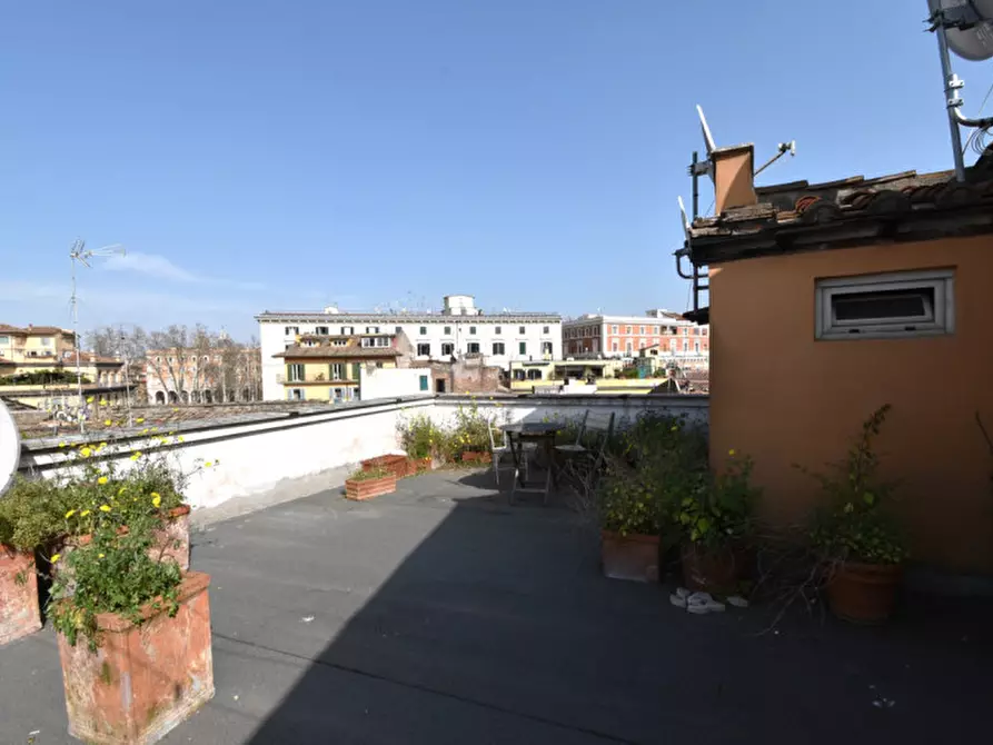Immagine 52 di Appartamento in vendita  in piazza de' renzi a Roma