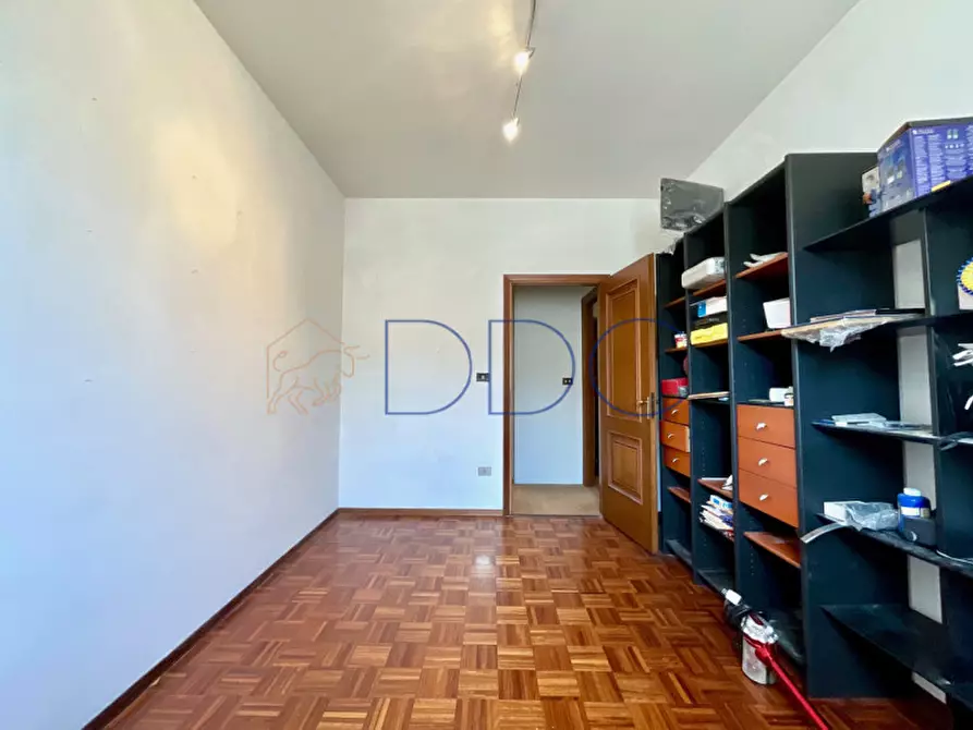 Immagine 11 di Appartamento in vendita  in Via Principe Tommaso 14 a Torino