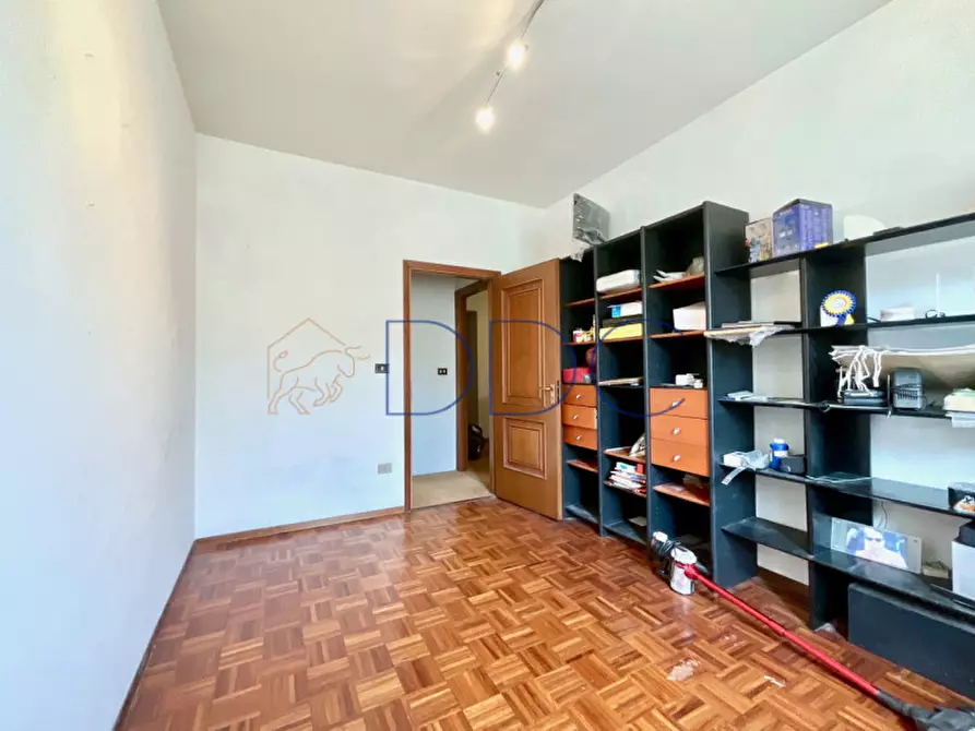 Immagine 12 di Appartamento in vendita  in Via Principe Tommaso 14 a Torino