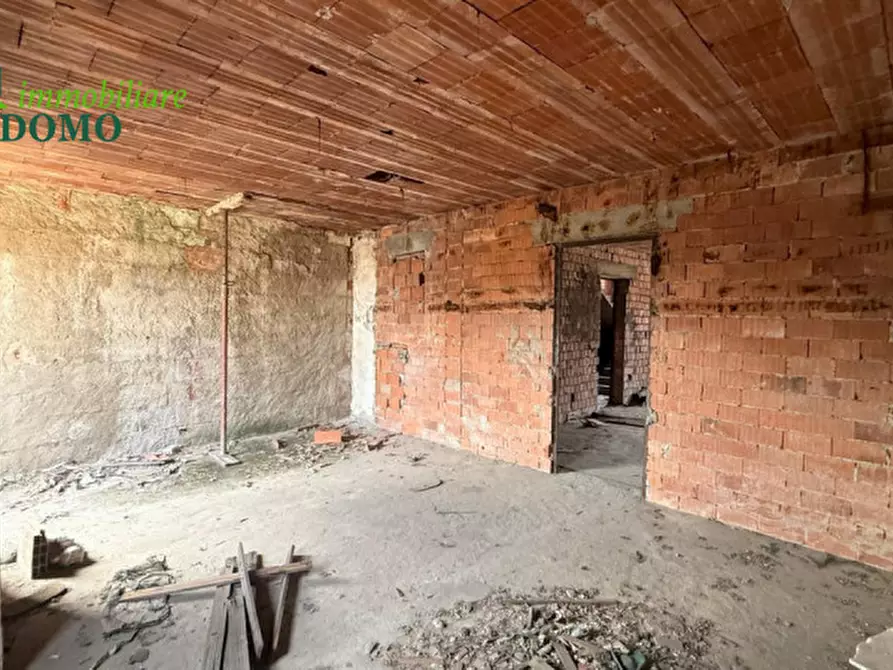 Immagine 19 di Palazzo in vendita  a Malo