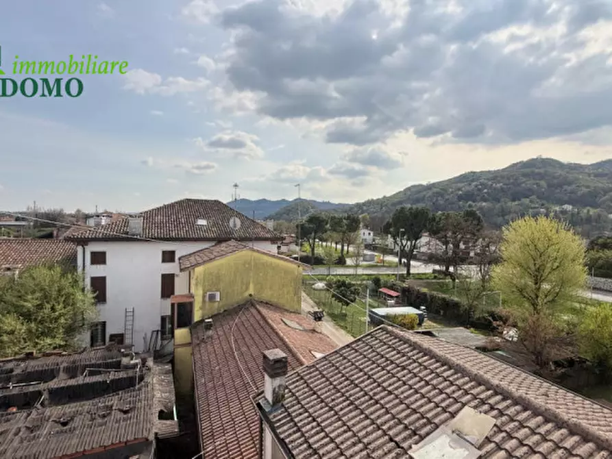 Immagine 29 di Palazzo in vendita  a Malo