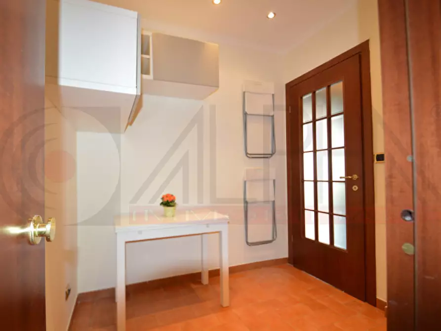 Immagine 4 di Appartamento in vendita  in via giulia molino colombini a Roma