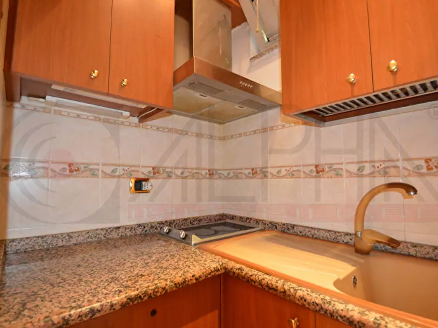 Immagine 8 di Appartamento in vendita  in via giulia molino colombini a Roma