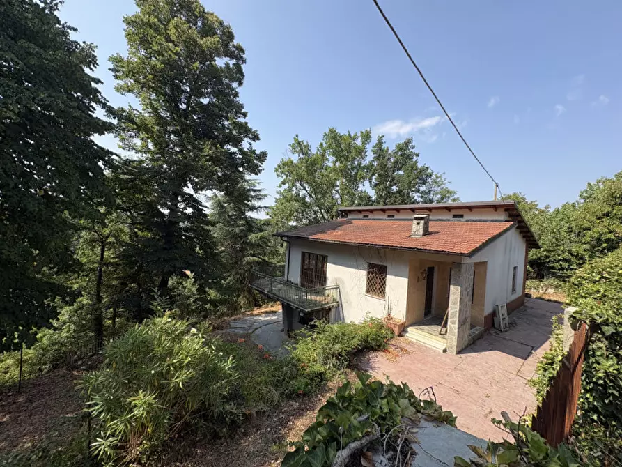Immagine 2 di Casa indipendente in vendita  in Località Villa Superiore 47 a Monteu Roero