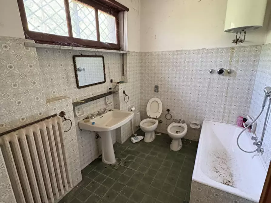 Immagine 14 di Casa indipendente in vendita  in Località Villa Superiore 47 a Monteu Roero