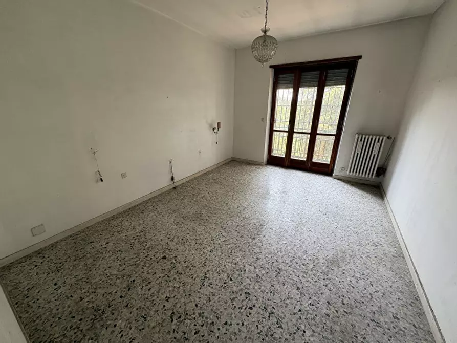 Immagine 15 di Casa indipendente in vendita  in Località Villa Superiore 47 a Monteu Roero